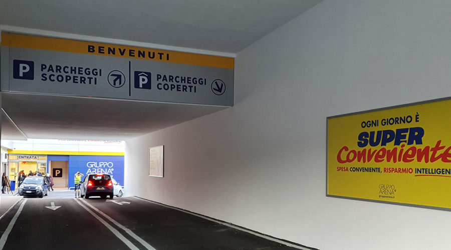 super conveniente insegne