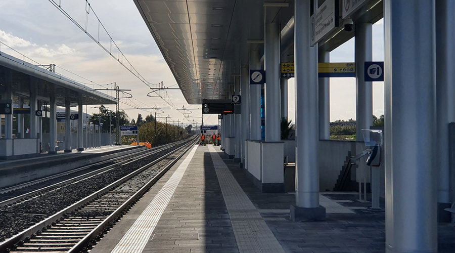 Stazione ferroviaria Fontanarossa